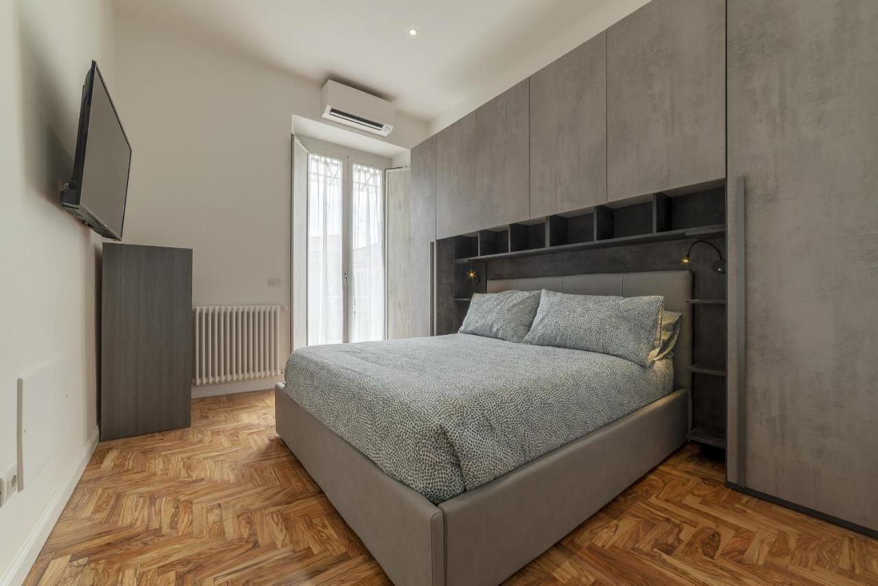 Rione Prati Elegant Apartment With Balcony Rome Bagian luar foto