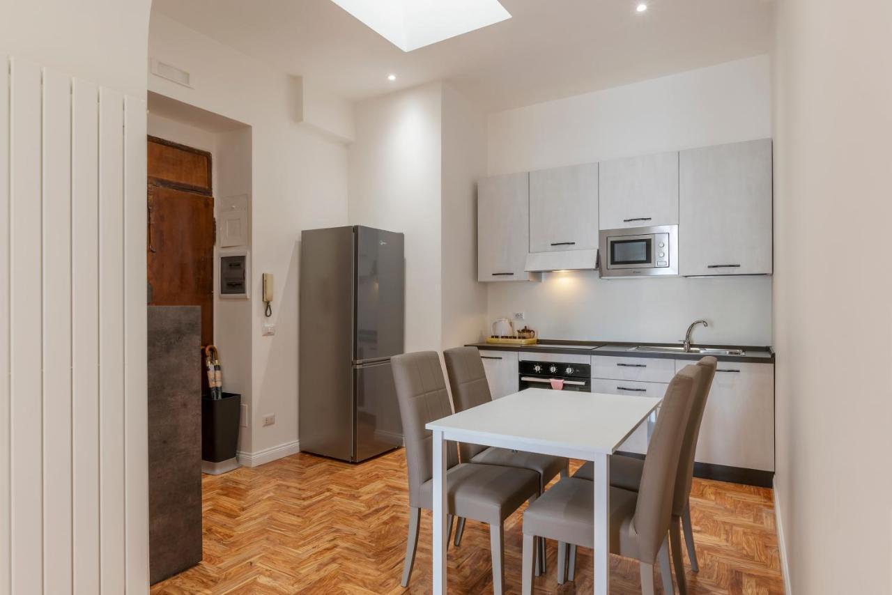 Rione Prati Elegant Apartment With Balcony Rome Bagian luar foto