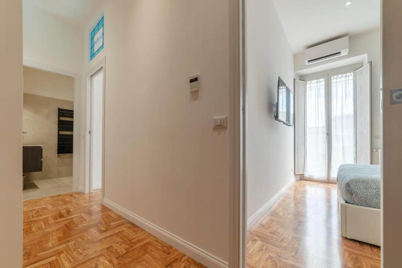 Rione Prati Elegant Apartment With Balcony Rome Bagian luar foto