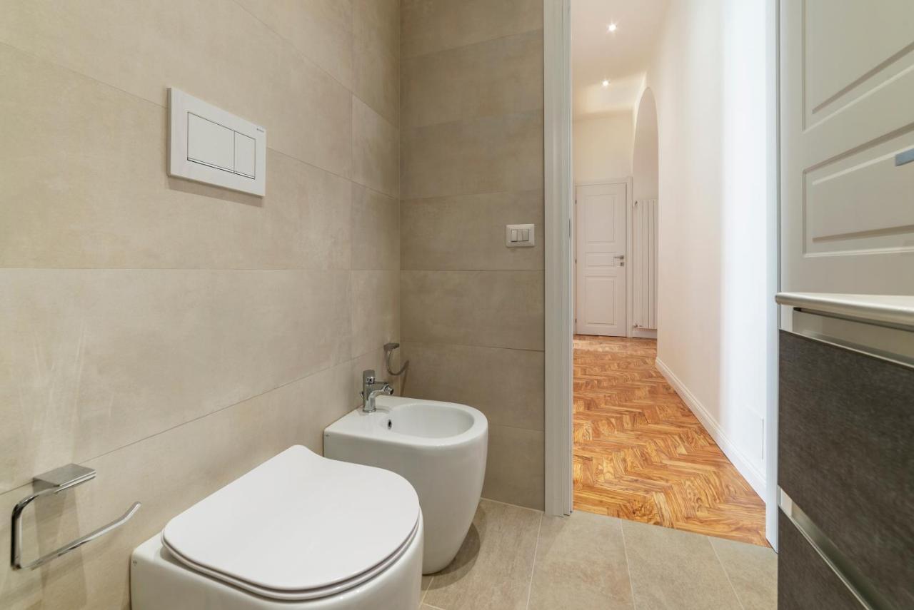 Rione Prati Elegant Apartment With Balcony Rome Bagian luar foto